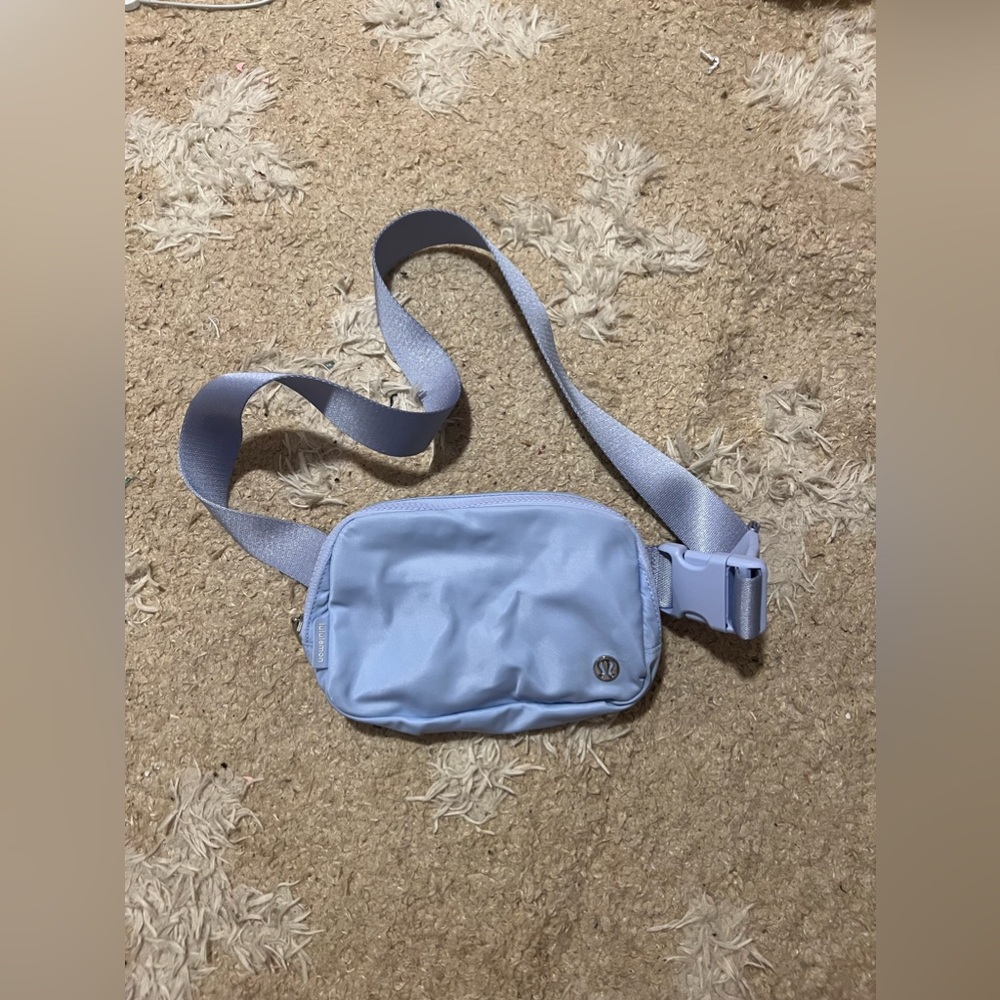 lululemon periwinkle / light blue belt bag